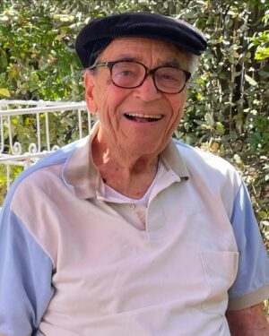Amelie Zilber Instagram - My grandpa always called me his star, but it was his gentleness and kindness that lit up the lives of those around him. He made sure you knew you were brighter than you believed. He was soft and pure and gracious. He was perfect. Une vie honorable est une vie éternelle❤️ I love you so much