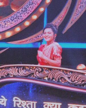 Ami Trivedi Instagram - Bts from #ravivaarwithstarparivaar 
#winner
#yrkkh 
VC : the glorious @alicekaushikofficial ❤
