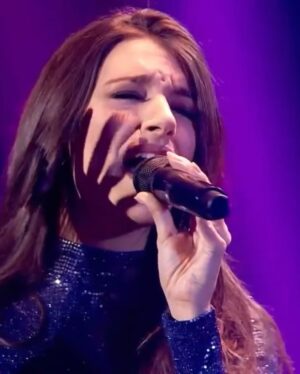 Ana Guerra Instagram - Sigamos haciendo música.