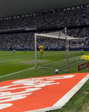 Ana Paula Minerato Instagram - 34º rodada @brasileirao Retaaaa final 
Corinthians 2 x 1 Cruzeiro ⚽️💪🏻

Aiiii gente ja posso sonhar com a Libertadores?? 🥹🥹