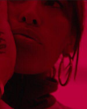 Ana Tijoux Instagram - 2024

Me diste VIDA❤️ para comprender la muerte y su ausencia. 
Me diste VIDA ❤️
Música y trabajo bello.

A pesar de la tristeza mundial y los lamentables silencios. 🍉

Te abrazo con todo.

En gratitud eterna y con todas las tristezas que portamos.

Por regalarme el milagro del Amar.

Mil millones de galaxias agradecida por darme la ofrenda de sentir en cada rincon.

Gracias a mi familia.
Los amo y no tengo forma de medir este sentir por ustedes. 
Es tan honesto como inmenso e interminable.

Por cada abrazo y por cada consejos en medio de las tormentas.

Con los brazos abiertos a este 2025 y lo que sea capaz de sorprenderme.

a de amar
Siempre impreso en cada mirar y acto. 

a de accionar 

Revuelta en este motor que nos mueve el alma 🧡🔥💥

Deseando que se apague tanta muerte y que la vida y la consciencia se impregne de nuevo en esta amada humanidad.

Palestina por siempre y para siempre impreso en el sentir. 🇵🇸🤲🏽