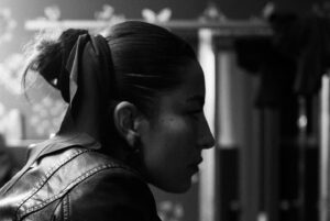 Ana Tijoux Instagram - Gracias por la fortuna de vivir

De sentir una y mil veces 

Por tantas experiencias y amistades unicas
Por tanta risa y por la dicha de cruzar en mi camino seres sublimes.

Tania por siempre 🔥

La Vida es Buena contra todo pronostico.

Gracias A de Amor por tanto y por mas 🤲🏽🧡

fotos por mi amada @inti.gajardo.g