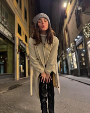 Ana de Armas Instagram - ♥️🇮🇹