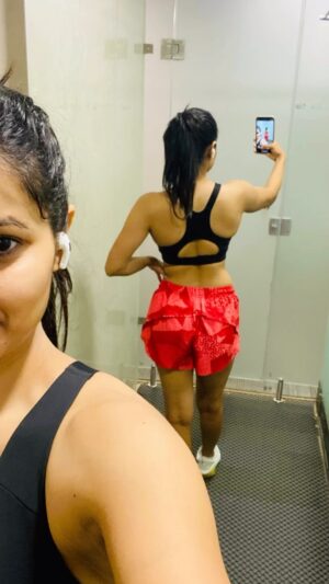 Anamica Kadamb Instagram - Day 6 #75hardchallenge 
More videos are coming ⭐️
Extremely sorry for not posting regular videos bcz can’t edit on time. Lot of things are going on these days. 
From tomrw I will post 2 videos in a day to reach my exact routine. Hope you will understand 😘😘😘
#75hard #75hardchallenge #75hardisnotthathard #anamicakadamb #fitnesscrazy #love #life #discipline #actorlife