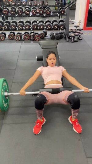 Anamica Kadamb Instagram - Day 8 #75hardchallenge #75hard #fitness #anamicakadamb #discipline #trending #rules #determination #actorslife #yogini