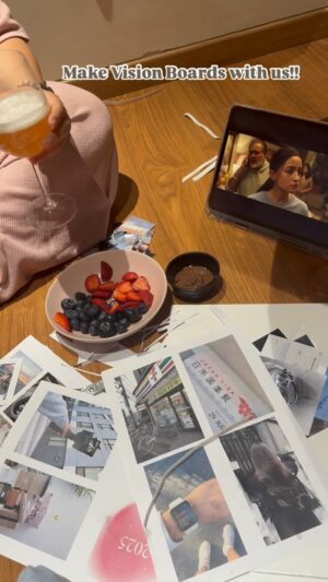 Ananya Agarwal Instagram - 2024 is almost over… AND WE CANNOT WAIT FOR THE NEW YEAR TO BEGIN!!! had a cutesy sleepover and made vision boardssss!!! have you made yours yet?
