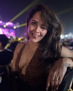 VJ Anasuya Bharadwaj HD Photos and Wallpapers January 2025