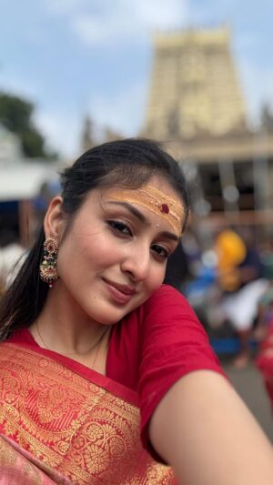 Anchal Sahu Instagram - 🕉️🔱
||ॐ नमः पार्वती पतये, हर-हर महादेव||

Blessings and heartfelt gratitude💫❤️
#rameshwaram #jyotirling