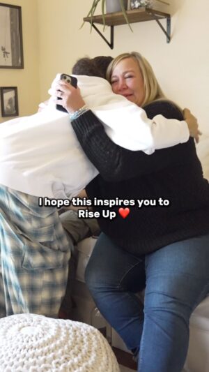 Andra Day Instagram - No matter what you’re going through, I hope you can Rise Up 🥹❤️ #love #cancer #riseup