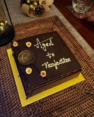 Andrea Jeremiah Instagram - 🌺🥂💫 

📸 @soondah_wamu
