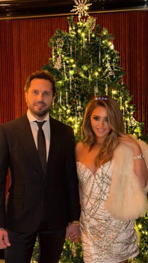 Angelika Revva Instagram - Happy New Year 🎄❤️