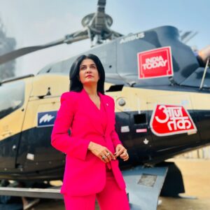 Anjana Om Kashyap Instagram - Aajtak Helicopter shot - the Maharashtra Special 🚁