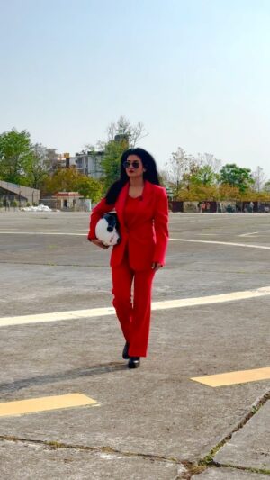 Anjana Om Kashyap Instagram - इ का ग़ज़ब का गाना है @manojtiwari.mp