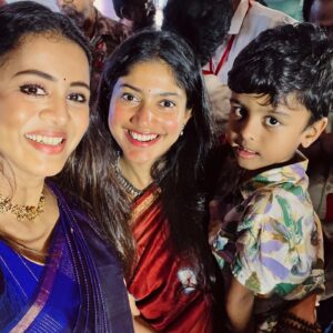 Anjana Rangan Instagram - … And this happened ♥️♥️♥️ i fell in love with her in #Amaran and all the films she has done before that.. today i fell in love with her all over again for the person that she is. Rudraksh was so happy to see her♥️ @saipallavi.senthamarai ♥️
PS : she had my whole heart when she carried R for the picture 🥹
