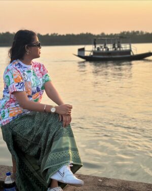 Ankita Bhattacharyya Instagram - Sundarban bhromon ❤️❤️With Family ❤️❤️🧿
