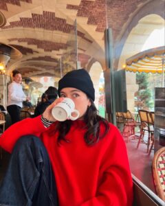 Actress Anna Castillo HD Photos and Wallpapers November 2024
