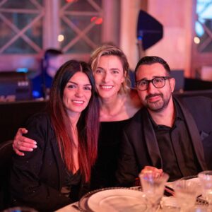 Anna Foglietta Instagram - Nella vita non si costruisce niente senza l’amore e la stima. 
Entrambi costano fatica. 
Ma esiste nulla di più importante per cui valga la pena vivere?
.
.
.
@everychildismychildets #charity 20/11/24