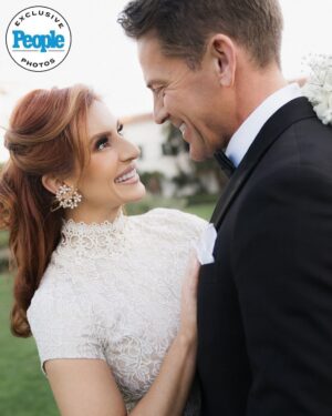 Anneliese van der Pol Instagram - Johnno Wilson and Anneliese van der Pol are married! 💍 On-screen, the couple played ex-husband and wife in the Disney sitcom ‘Raven’s Home’ from July 2017 to September 2023. Now, they’ve made their marriage official in real life!

Read all about their elopement in PEOPLE’s bio link. 🫶 | 📷: @bryannguyen.photography