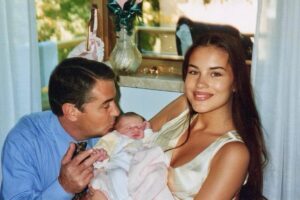 Antonella Mosetti Instagram - La FELICITÀ in uno scatto 🙏🏻♥️ 
Mio papà’ & Asia