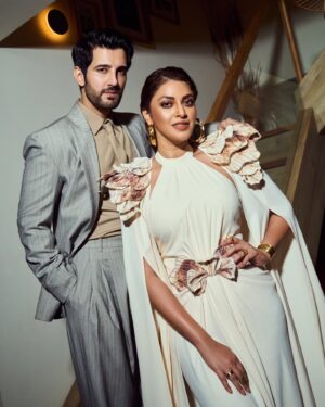 Anushka Ranjan Instagram - This Diwali be a Pathaka 🧨 💣 
Happy Diwali from us to everyone🤗🤗♥️♥️🪔🪔