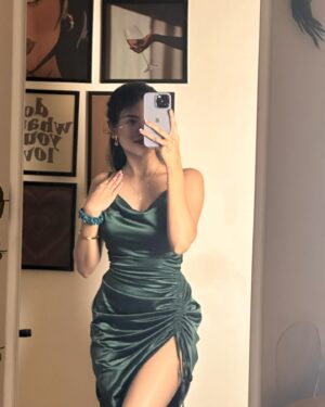 Anushka Singh Instagram - you do you, 
I'll do better <3 
.
#photo #picture