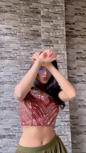 Anushka Singh Instagram - dil kho diya🥲👍🏽
#explorereels #trending #dance