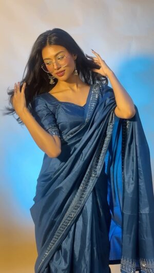 Anushka Singh Instagram - सादगी पे जाना मेरा दिल है फ़िदा 🫠
#trending #transition #reels