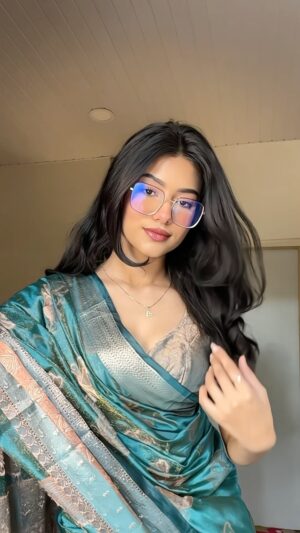 Anushka Singh Instagram - yimmy yimmy 🫶🏽
#explorereels #trending #transition