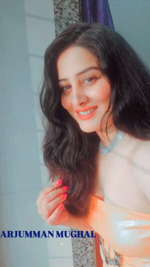 Arjumman Mughal Instagram - #arjummanmughal #happynewyear2025