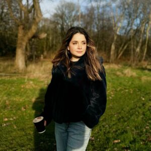 Actress Armeena Khan HD Photos and Wallpapers February 2025