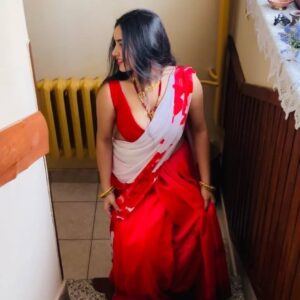 Arpa Roy Instagram - I see Red 
.
.
.
.
.
.
.
 #india #indian #indianmodels #bangladeshigirl #bangladesh🇧🇩 #bangladeshphotography #model #saree #sareelove #sexy #sexysaree #navel #navelshow #neerajchopra #indvspak #navelshow #navelqueen #model #morning #red #traditional #bhuj #norafatehi #tattoos #back