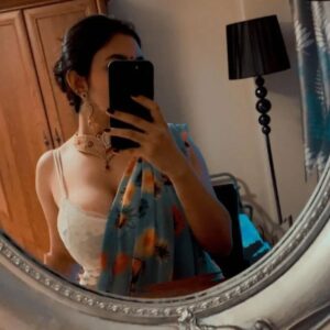Arpa Roy Instagram - Don't worry😊 everything is gonna be OK 
.
.
.
.
 #india #indian #indianmodels #bangladeshigirl #bangladesh🇧🇩 #bangladeshphotography #model #saree #sareelove #sexy #sexysaree #navel #lingerie #snow #winter #navelshow #navelqueen #model #morning #red #traditional #fashion #western #tattoos