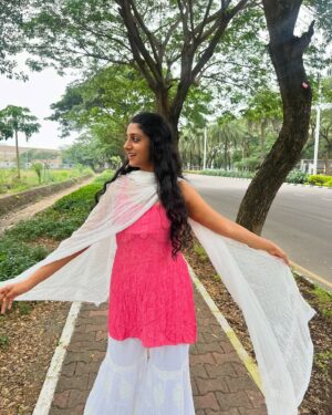 Arsha Baiju Instagram - 💕🧚‍♀️

Lovely chikankari kurti from @thinkingthreads.in 💗