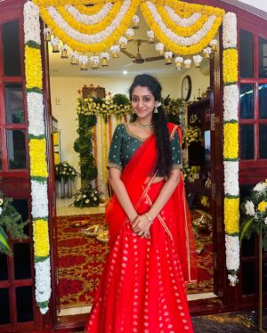 Arsha Baiju Instagram - #dhawani ♥️

📸 @navaneeth._.s 
Accessories @menorah_jewellers