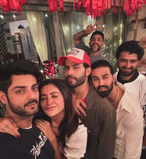 Asha Negi Instagram - Christmas night Part2 🎄✨🫶🧚🏼‍♀️
All love♥️
@kishwersmerchantt Itna bhi moment mein nahi rehna tha ki photos lena hi bhool jayein😂
Ppl you all can ignore the second last photo. 😂
Also too much Instagram for today. I’m out!👋