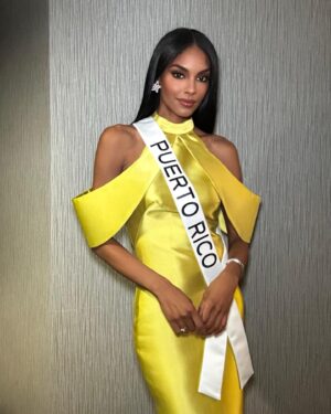 Ashley Carino Instagram - YELL💛W
Energy • Power 
Happiness • Action
#MissUniverse2022
@missuniverse 

#ConCariño🫶🏽
#ConCariñoAlUniverso

 Dress by @gabyprego 
Jewelry by @charlielapson 
Stylist: @edgar.style