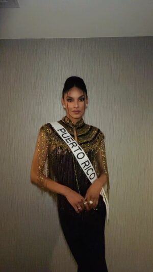 Ashley Carino Instagram - Just because… 💫
#MissUniverse2022
@missuniverse 

#ConCariño🫶🏽
#ConCariñoAlUniverso

Dress: @luislopezdesignerpr 
Necklace: @auroraboutiquepr 
Earrings & Rings: @charlielapson