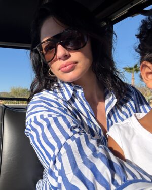 Ashley Graham Instagram - starting off 2025 from paradise