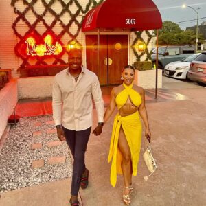 Asia'h Epperson Instagram - When God places you with your person, your true partner in life, for life…he’s going to place you with someone who is going to bring you closer to him, push you out of your comfort zone, and challenge you to be the best version of yourself. The version of ourselves in which he made us and intends for us to be. In that comes work! Comes patience! Accountability! Responsibility! Respect! It’s not always rainbows and butterflies but you know Jesus is in the center of your relationship when the bad times get better! I’m just happy that we are both up for the challenge!!! lol! 
I love doing life with this man! We just figuring things out as we go and I love every bit of it. 

#love #loveandmarriage #blacklove #blacklovematters 
#reallove #lovelanguage #welovefood #drakes #drakeshollywood #drakeshollywooddallas #datenight #partenthood