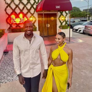 Asia'h Epperson Instagram - When God places you with your person, your true partner in life, for life…he’s going to place you with someone who is going to bring you closer to him, push you out of your comfort zone, and challenge you to be the best version of yourself. The version of ourselves in which he made us and intends for us to be. In that comes work! Comes patience! Accountability! Responsibility! Respect! It’s not always rainbows and butterflies but you know Jesus is in the center of your relationship when the bad times get better! I’m just happy that we are both up for the challenge!!! lol! 
I love doing life with this man! We just figuring things out as we go and I love every bit of it. 

#love #loveandmarriage #blacklove #blacklovematters 
#reallove #lovelanguage #welovefood #drakes #drakeshollywood #drakeshollywooddallas #datenight #partenthood
