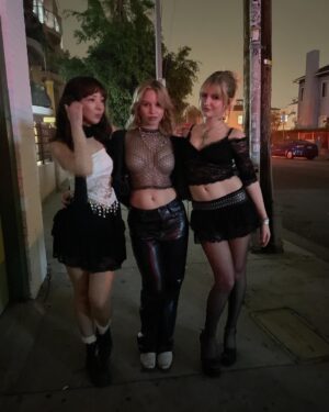 Aubrey Anderson-Emmons Instagram - I took these pics last year