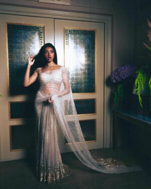 Avantika Vandanapu Instagram - happy diwali! ❤️❤️

if it is not too much to ask, in the spirit of diwali, i ask that you donate some money to young children in india. there will be a link in my bio!! and if not them, please donate to ANY of the minority communities and children around the world who are suffering at this moment - please. 

this festival of lights - my gratitude for the food on my table, the roof above my head, and the loved ones around me has been greater than ever before. in light of the atrocities that have been occurring in the world, it feels like an immense privilege to be afforded these luxuries.

as a hindu and a second-generation immigrant, i often struggle with finding spaces in america where i can openly embrace my culture and ancestry - and so when i find the opportunity, i am thankful and deeply grateful to celebrate this holiday amongst people i love and admire in every way.

my sincerest thanks to @anjula_acharia @anitachatterbox @allthatglittersball for hosting such a beautiful event for diwali - and thank you for having me. please always continue facilitating such supportive, loving spaces and conversations. ❤️