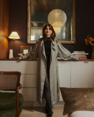 Aya Cash Instagram - Talked to @vanityfair about The Franchise, rejection and nostalgia. Link in bio
Photos by @griff 
Make up @gitabass 
Styling by @meg_galvin
Jewelry @tomcantyjewelry