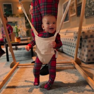 Ayesha Curry Instagram - Joy in the Morning! Merry Christmas and Happy Holidays everyone!