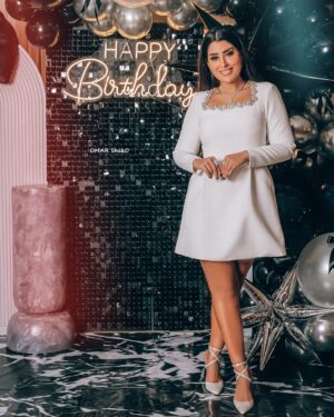 Ayten Amer Instagram - On my birthday, I celebrate the strength I’ve found in myself and the love I’ve received from those around me.
Happy birthday to me! May I find joy in the simple things and peace in the complexities of life.

🎈@balloons_sprinkles 
📸 @shikoo11 
💄 @ehab_mahrous 
💇🏻‍♀️ @madohairdresser