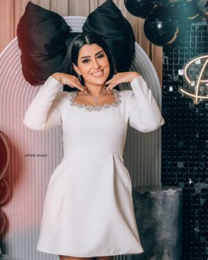 Ayten Amer Instagram - On my birthday, I celebrate the strength I’ve found in myself and the love I’ve received from those around me.
Happy birthday to me! May I find joy in the simple things and peace in the complexities of life.

🎈@balloons_sprinkles 
📸 @shikoo11 
💄 @ehab_mahrous 
💇🏻‍♀️ @madohairdresser
