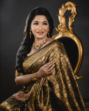 Azmeri Haque Badhon Instagram - Makeup ~ Farhana Chaity @makeoverfinesse 
photography ~ Dream Explorer @dreamexplorerbd