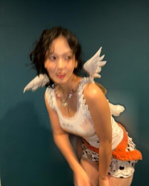 BIBI Instagram - 멜뮤 베뮤스 받았습니다 감사합니다🧡