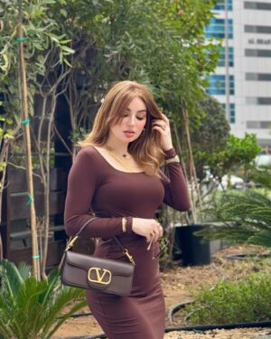 Ban Adnan Instagram - بني شوكولاتة🤎🤎🤎🤎🤎 Boot: @zara  bag: @maisonvalentino  dress: @shein_ar