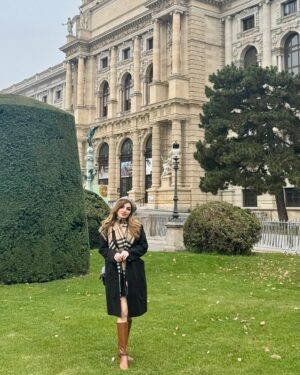 Ban Adnan Instagram - غادرتها… ولم تغادرني " ڤينا" …. الى لقاء اخر ♥️♥️♥️♥️ Dress: @sandroparis  Boots: @michaelkors  Coat: @burberry  bag: @dior
